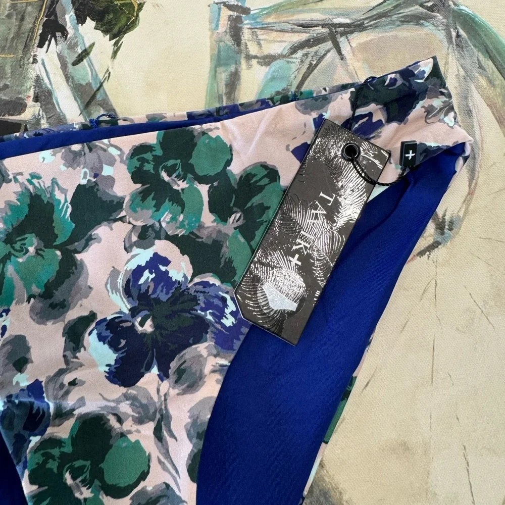 BUNDLE 2 ITEMS FOR $8✨ TAVIK Ali full swim bottom charlotte pine green 💐